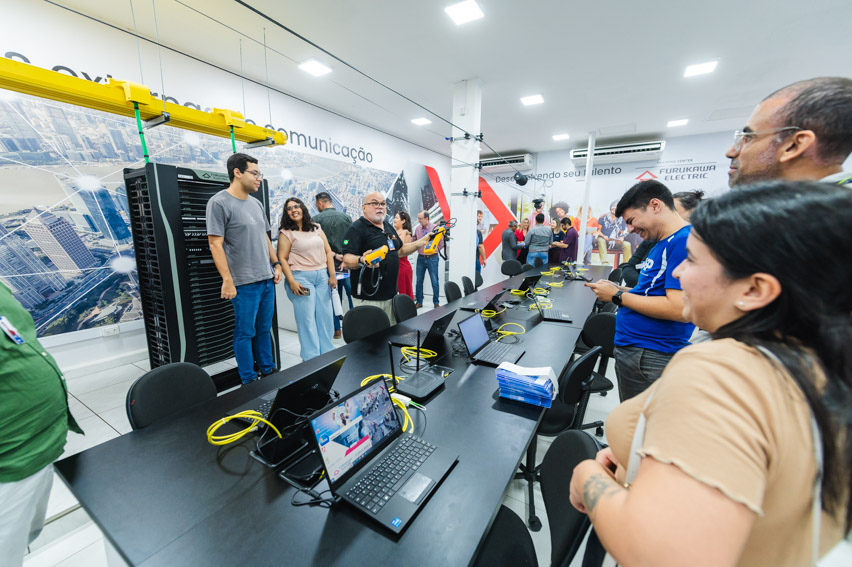 Senai E Furukawa Inauguram Laborat Rio De Forma O Pr Tica Em